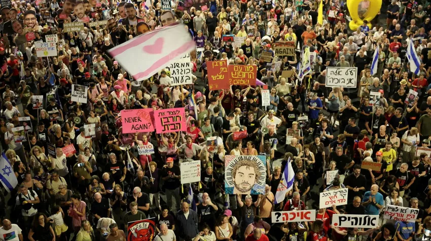 Protest in Tel Aviv für die Freilassung der Geiseln