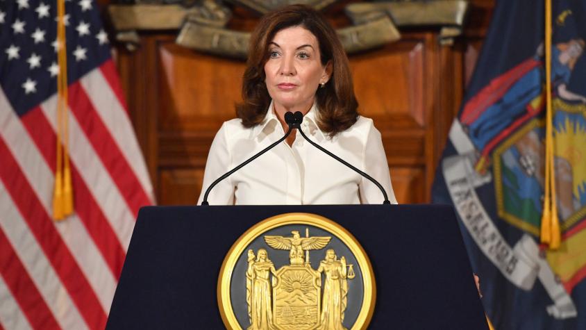 Kathy Hochul erweitert offizielle Opferzahlen dramatisch - Vimarsana News
