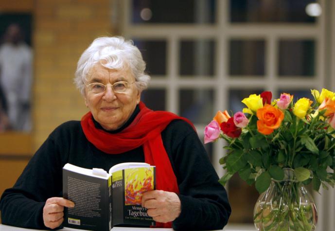 Ruth Weiss